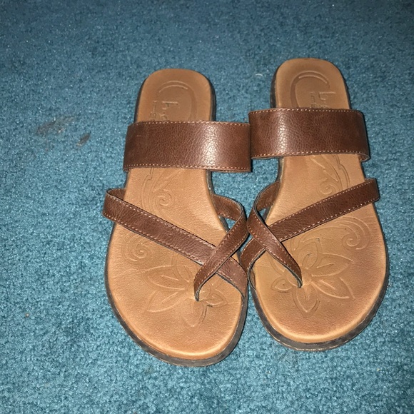 Sandals - Picture 1 of 3